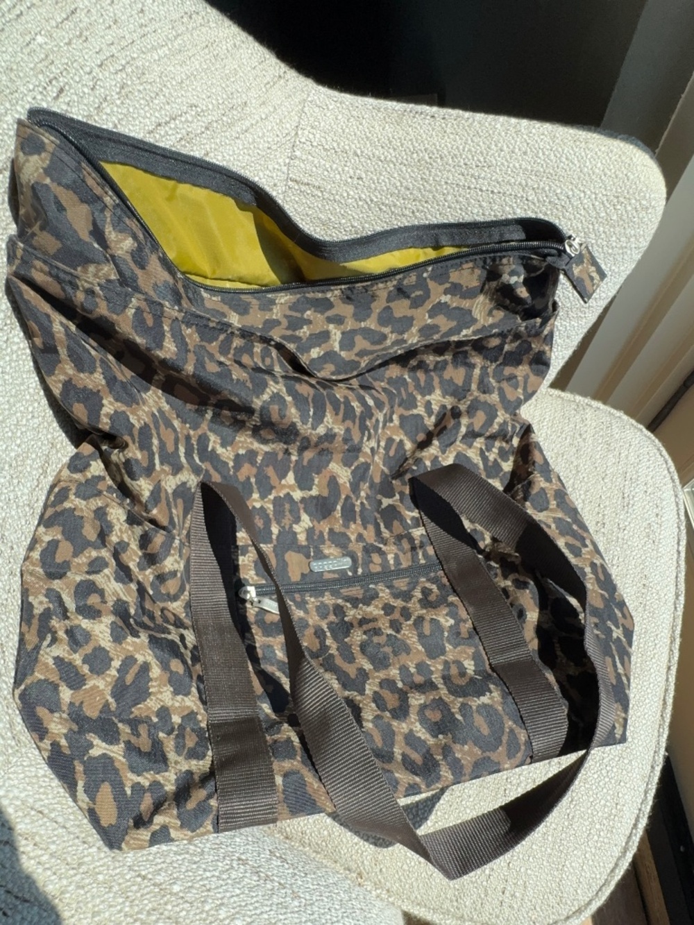Baggallini Leopard Cheetah Print Nylon Travel Tote Bag